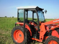 Kubota_MK_MX_cab 5.jpg