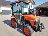 Kommunaltraktoren-Kubota-21586693.jpg