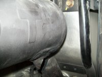 broke_muffler2.JPG