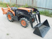 kubota loader older.jpg