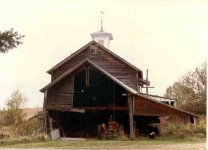 8-172282-barnfntBFR#2.jpg