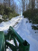 Dec-11-am-middle-driveway-plowed.jpg