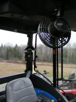 775165-Cab Interior 3.jpg