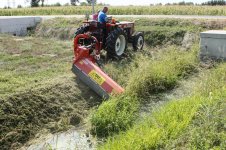 maschio-giraffetta-mower-2.jpg