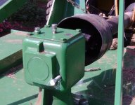 657910-LX4 GEARBOX CHECK PLUG.JPG