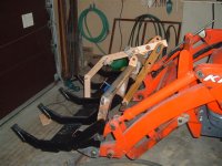 859559-grapple 001 (Small).jpg