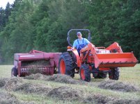 701321-baling.jpg