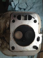2019-07-16 Deines 1800 KT Launtop 620 Engine Head & Combustion Chamber 019.JPG