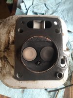 2019-07-16 Deines 1800 KT Launtop 620 Engine Head & Combustion Chamber 018.JPG