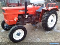 tractor-u445-vedere-din-stanga-fata.jpg