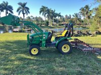 johndeere2320.jpg johndeere2320.jpg