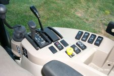 865402-4720 console.jpg