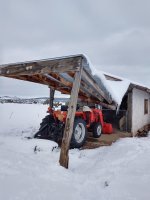Shed and tractor10.JPG