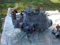 Ford 3910 injection pump 001.JPG