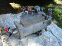 Ford 3910 injection pump 003.JPG