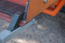 867058-bolt close up.jpg