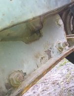 mf135-ftont-axle-grease.jpg