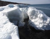 Porkies ice breaking off.(DL).jpg