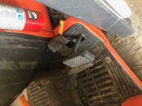 Kubota B26 Brakes.jpg Kubota B26 Brakes.jpg