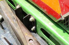 2 inch receiver middle bolts small.JPG