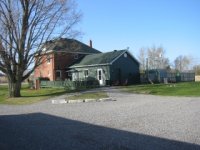 868945-House and shop 003.jpg