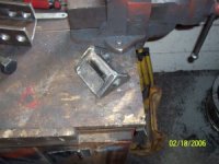 827868-pin holder hinge (300 x 225).jpg