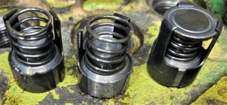 pump valves 1.jpg