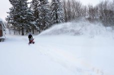 snowblows867.jpg