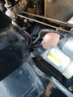 see the yellow handle.jpg
