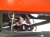 oil leak1.jpg
