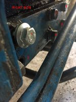 RIGHT-5-BOLTS.jpg