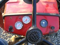 gauges1.JPG
