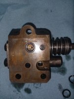 rockshaft control valve with mesh filter lodged.jpg