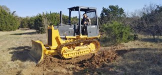 Bulldozer D32E.jpg