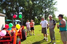 1-177625-Tractor.jpg