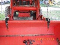 890757-TBN5.JPG