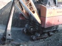 891598-spade.jpg