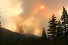 fire blowing up.JPG