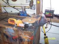 chipper knife sharpener 3 (600 x 450).jpg