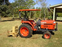 tractor1.JPG