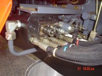Kioti CK loader valve.jpg