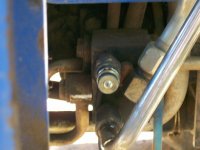 Hydraulic Manifold Disconnected.JPG
