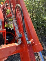 hydraulic line.jpg