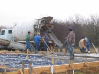 Pouring Slab 009.jpg
