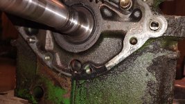 jd750 front bearing 1.jpg