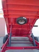 Trailer tire bracket 12-9-06 001.jpg
