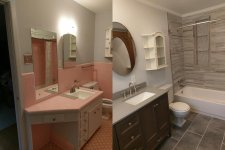 Karen Flowers bathroom.jpg