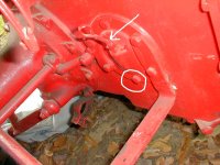Location of hydraulic dipstick and bottom bolt for drainage.jpg