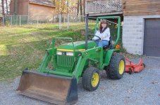 274223-670 Tractor B.jpg