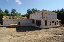 33-178809-073002Roof002.jpg